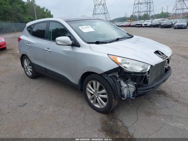  Salvage Hyundai TUCSON