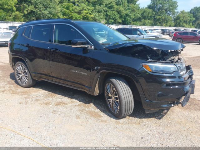  Salvage Jeep Compass