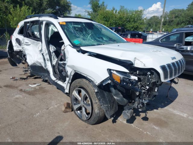  Salvage Jeep Cherokee