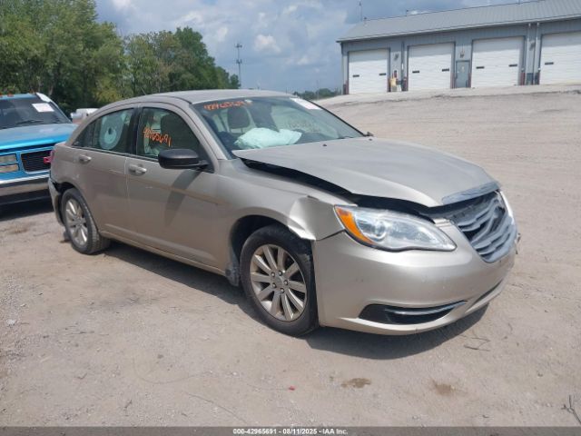  Salvage Chrysler 200