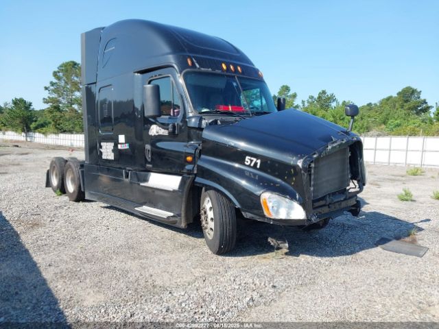  Salvage Freightliner Cascadia 125