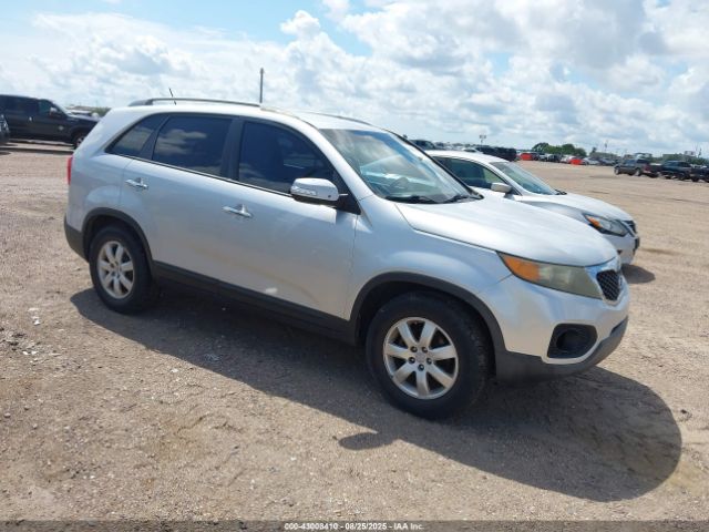  Salvage Kia Sorento