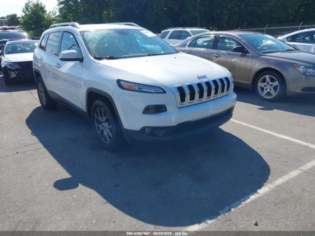  Salvage Jeep Cherokee