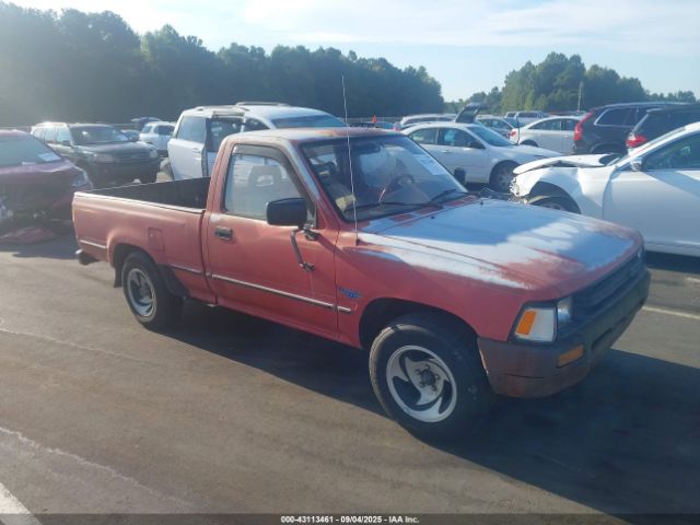  Salvage Toyota Pickup