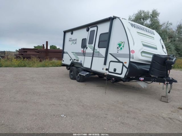  Salvage Winnebago Walk-in Van