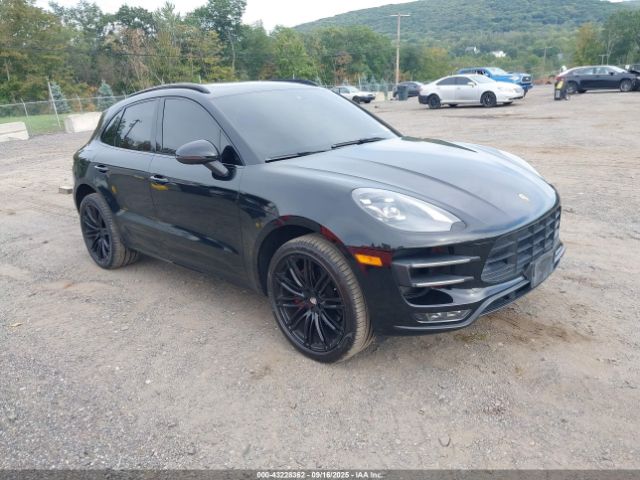  Salvage Porsche Macan