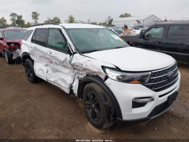  Salvage Ford Explorer