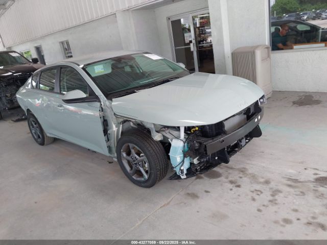  Salvage Kia K4
