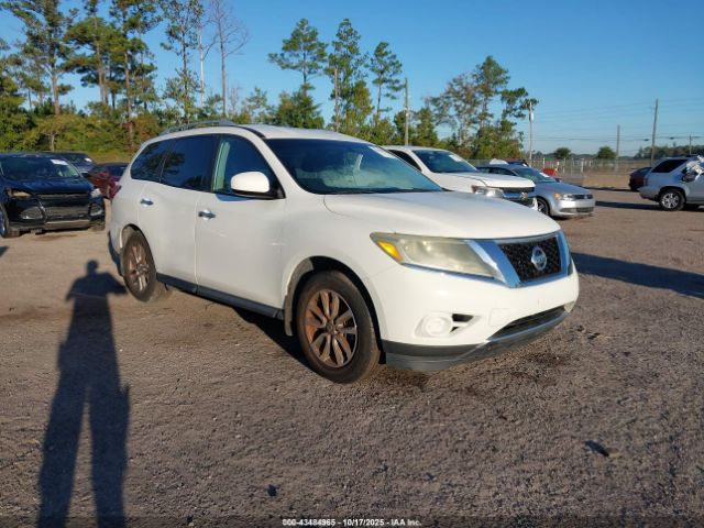  Salvage Nissan Pathfinder