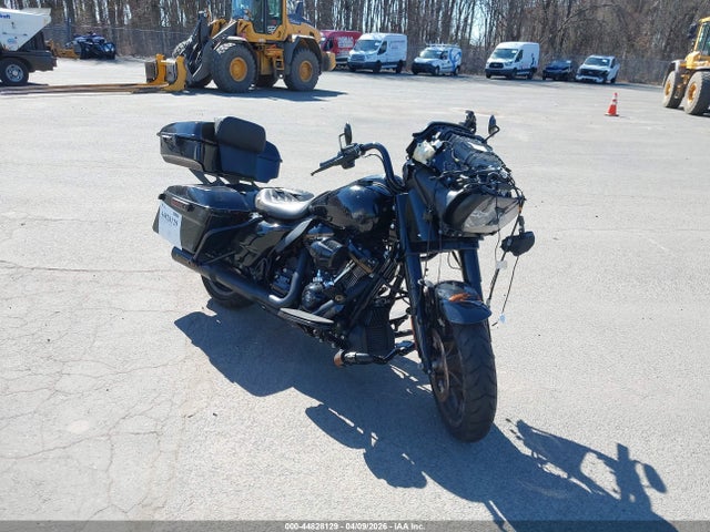HARLEY-DAVIDSON FLTRXST