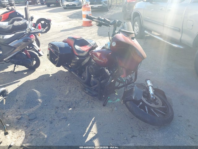 HARLEY-DAVIDSON FLHXS
