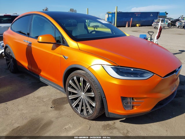 TESLA MODEL X