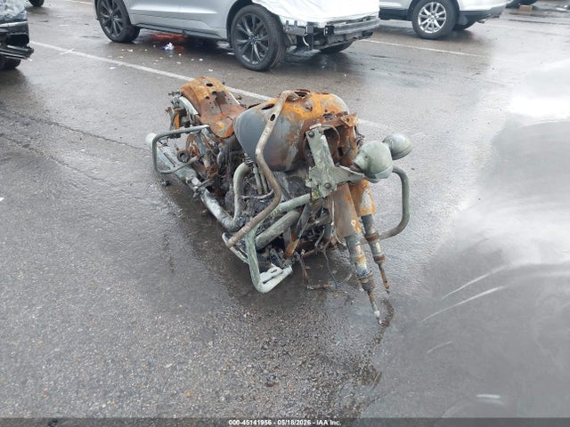 HARLEY-DAVIDSON FLHR