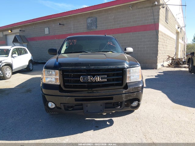 2013 GMC Sierra 5.3L for Sale in Gorham ME - SCA
