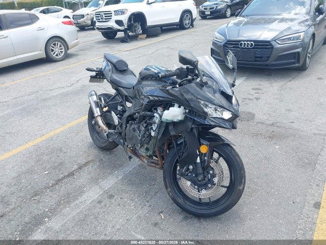 Salvage Kawasaki Ninja Zx-4r Motorcycles for Sale: Wrecked