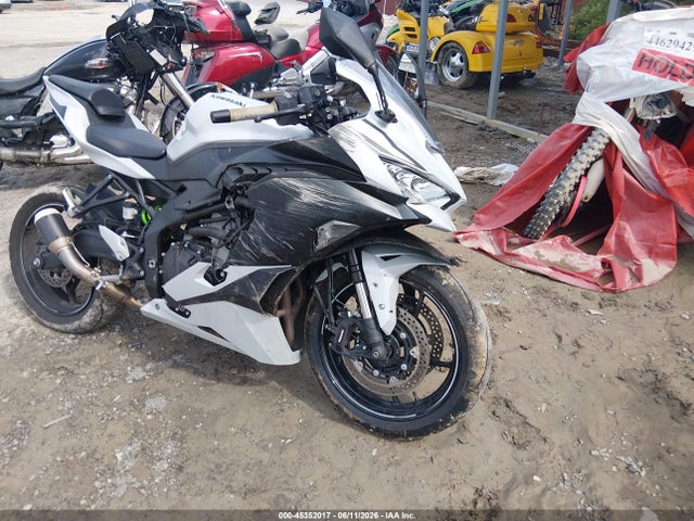 2025 Kawasaki Zx400 4 for Sale in East Freedom PA - SCA