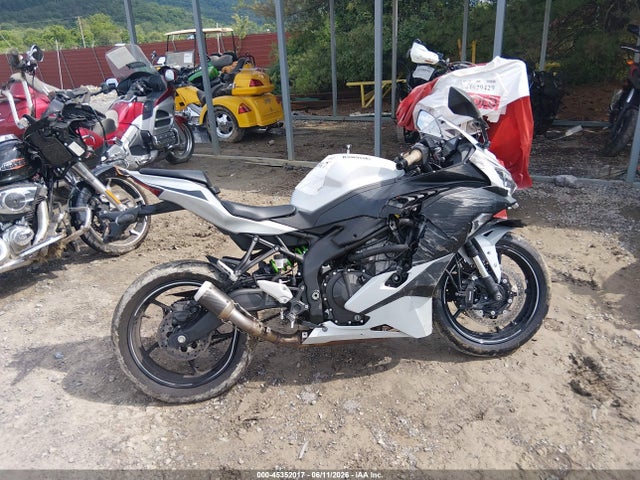 2025 Kawasaki Zx400 4 for Sale in East Freedom PA - SCA