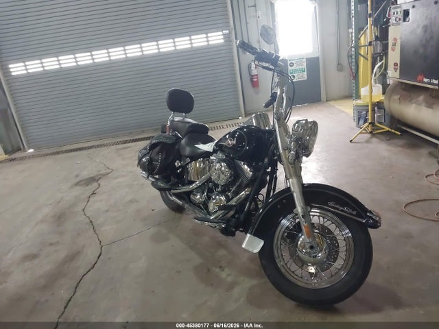 HARLEY-DAVIDSON FLSTC