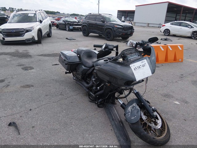 HARLEY-DAVIDSON FLTRXST