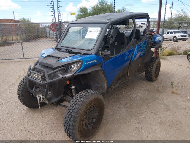 CAN-AM COMMANDER MAX