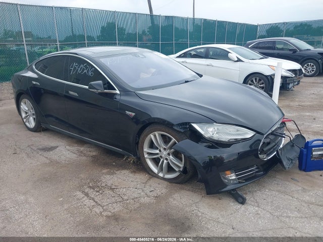 TESLA MODEL S