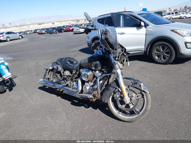 HARLEY-DAVIDSON FLHXS