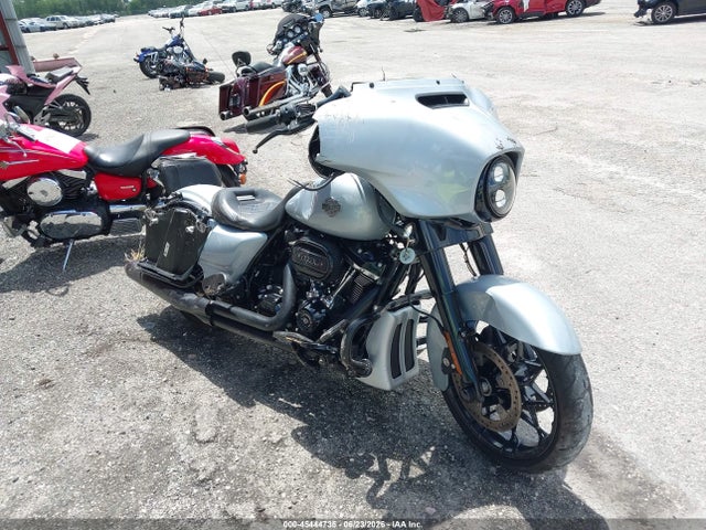 HARLEY-DAVIDSON FLHXS