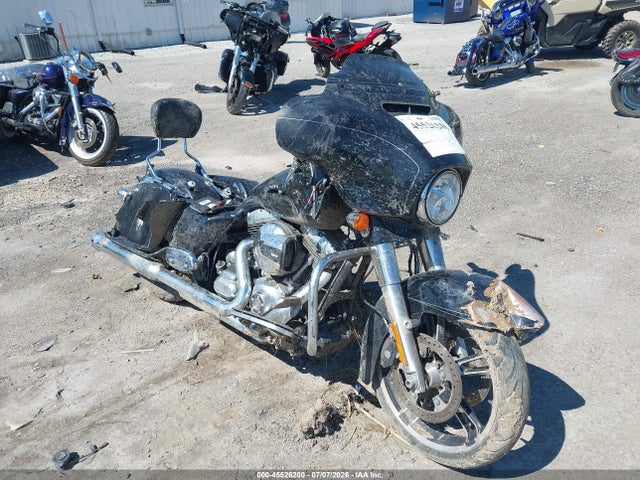 HARLEY-DAVIDSON FLHXS