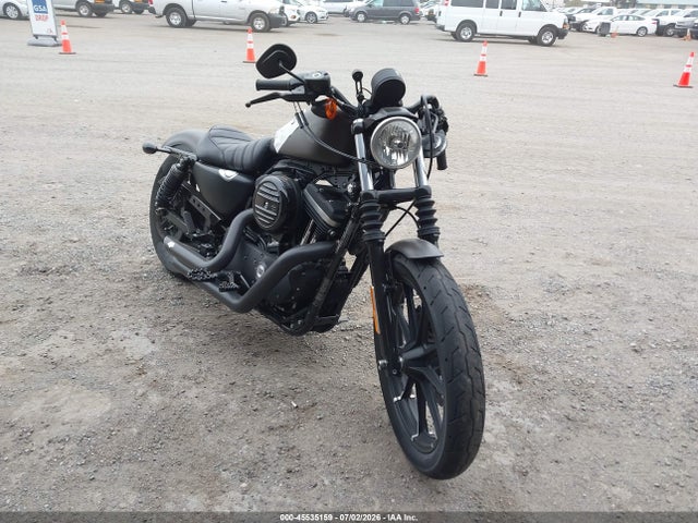 HARLEY-DAVIDSON XL883
