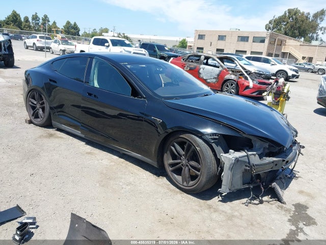 TESLA MODEL S