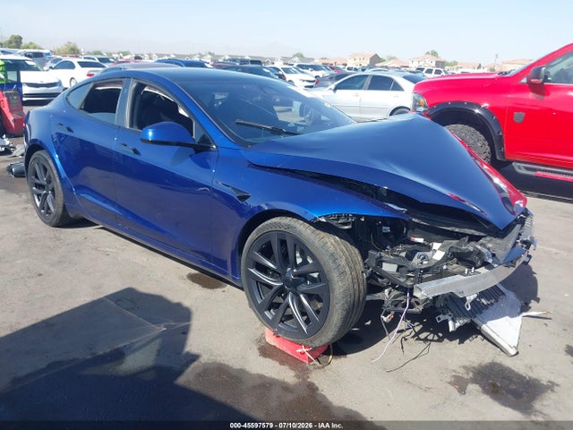 TESLA MODEL S