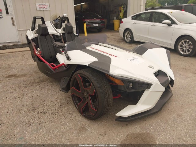 POLARIS SLINGSHOT