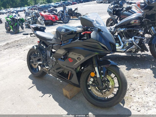 YAMAHA YZFR7