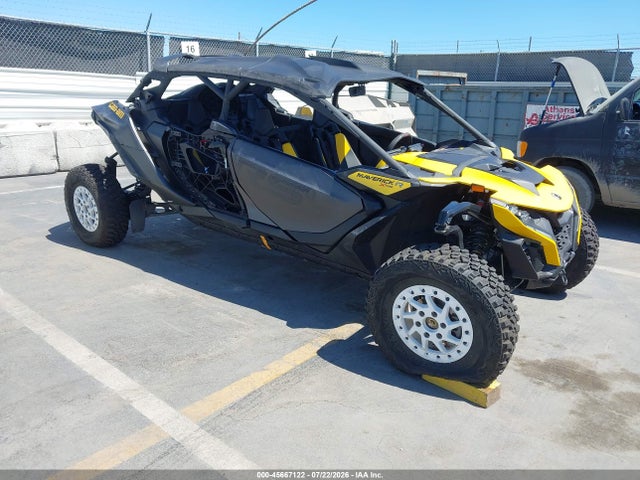 CAN-AM MAVERICK R MAX