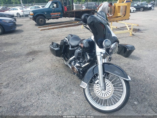 HARLEY-DAVIDSON FLHTCI