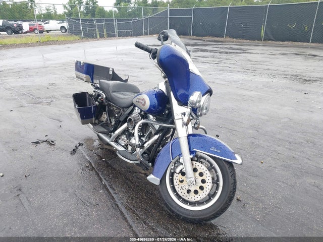 HARLEY-DAVIDSON FLHT