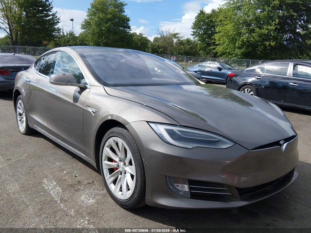 TESLA MODEL S