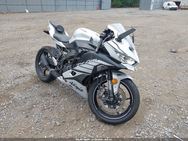 KAWASAKI ZX400