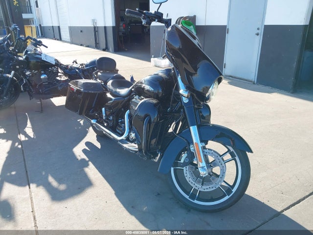 HARLEY-DAVIDSON FLHXSE