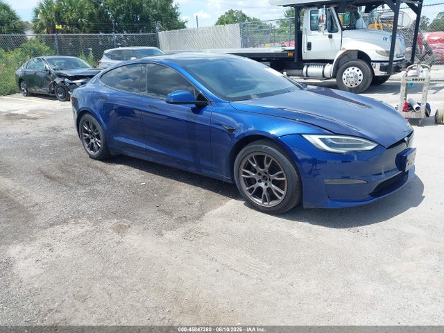 TESLA MODEL S