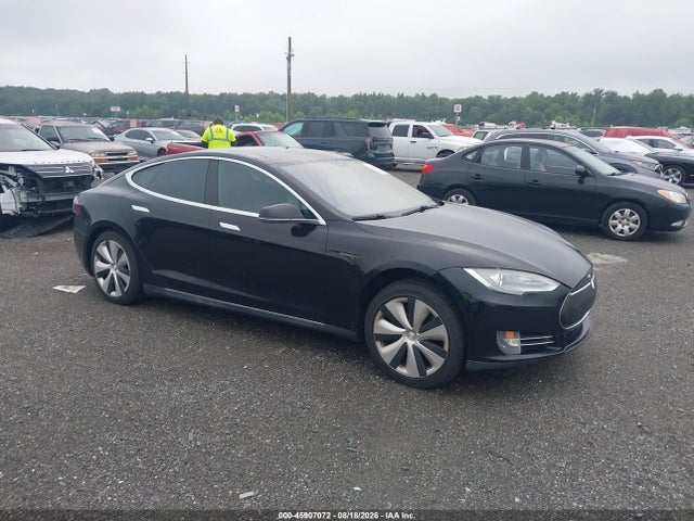 TESLA MODEL S