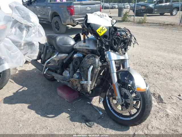 HARLEY-DAVIDSON FLHTK