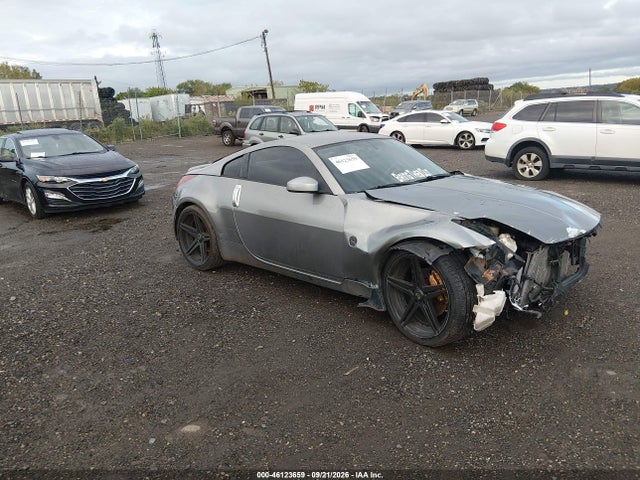 2003 Nissan 350z 3.5L for Sale in Conshohocken PA - SCA