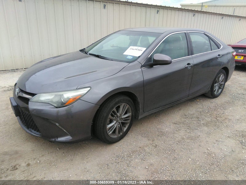Toyota Camry 2016г.