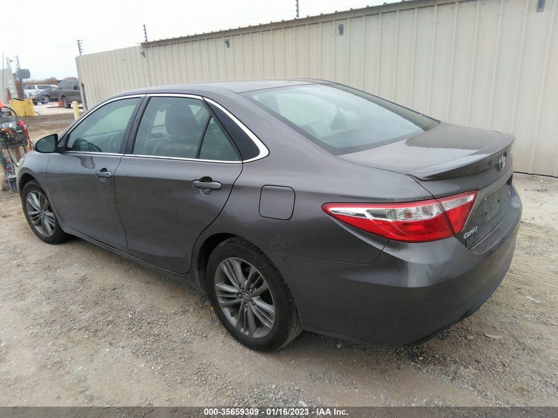 Toyota Camry 2016г.