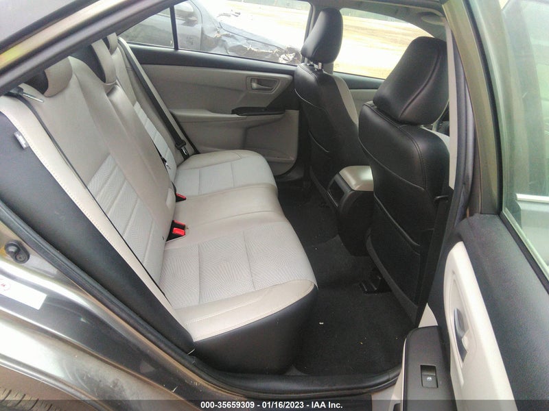 Toyota Camry 2016г.