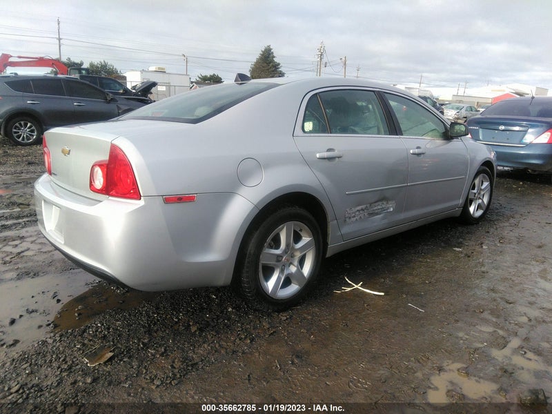 Chevrolet Malibu 2012г.