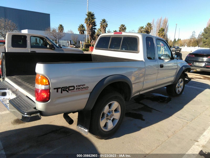 Toyota Tacoma 2003г.