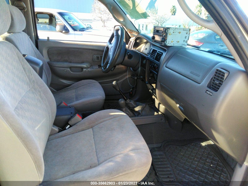 Toyota Tacoma 2003г.