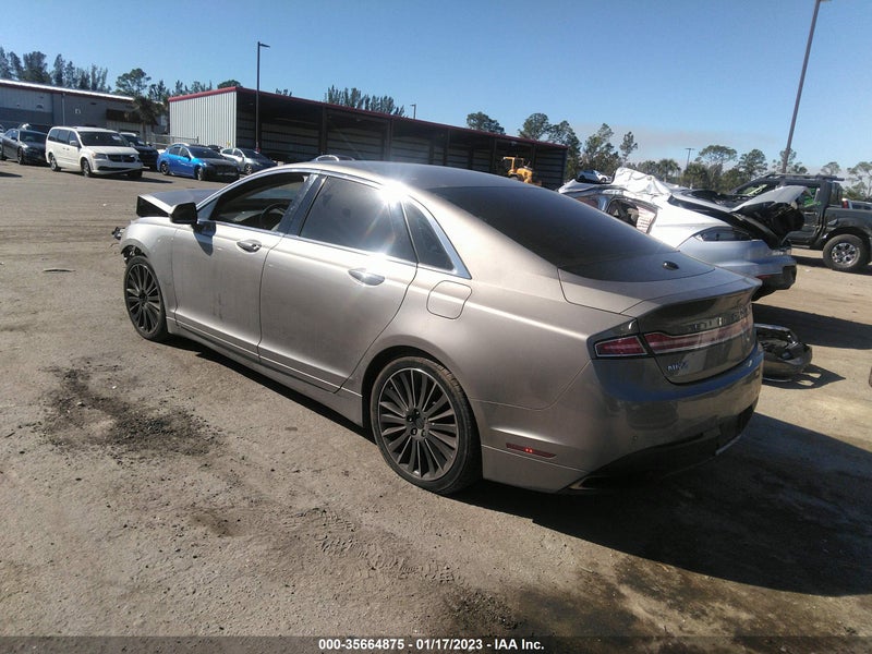 Lincoln MKZ 2015г.